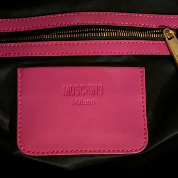 🔥MOSCHINO QUILTED BACKPACK - Picture 10 of 12